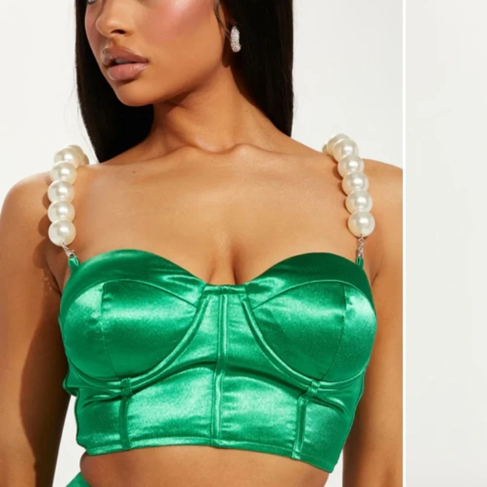 Woman’s Emerald Green Satin Zipper Bustier with Removable Pearl Straps